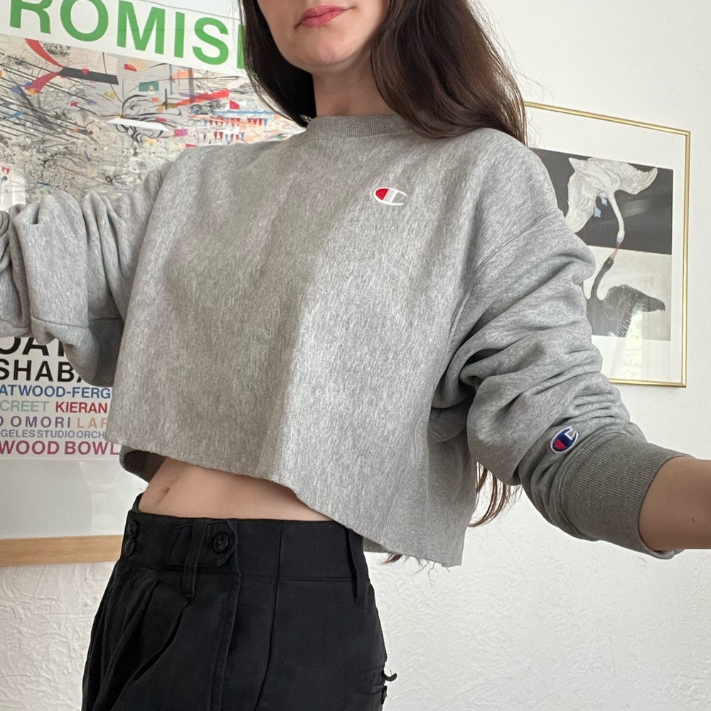 Champion Cropped Sweater